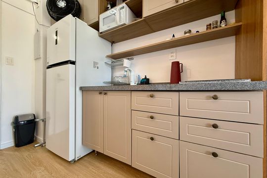 Cozinha  de kitnet/studio para alugar com 1 quarto, 28m² em Campo Belo, São Paulo