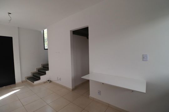 Cozinha  de casa para alugar com 2 quartos, 65m² em Parque Residencial Candido Portinari, Ribeirão Preto