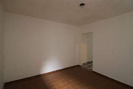Quarto de casa para alugar com 1 quarto, 45m² em Vila Ester, São Paulo