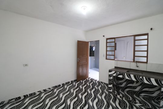 Sala/Cozinha de casa para alugar com 1 quarto, 45m² em Vila Ester, São Paulo