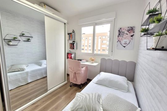Quarto 2 de apartamento à venda com 3 quartos, 78m² em Marechal Rondon, Canoas