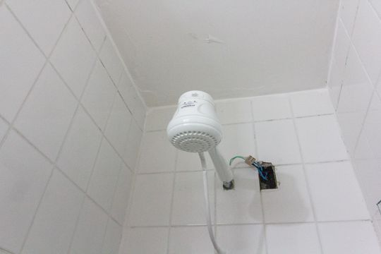 Banheiro de casa de condomínio para alugar com 2 quartos, 75m² em Jardim Adriana, Guarulhos