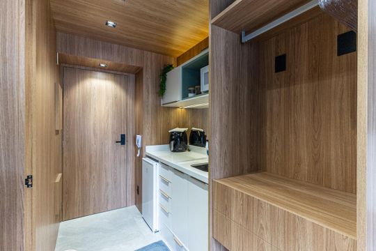 Cozinha de kitnet/studio para alugar com 1 quarto, 18m² em Santa Ifigênia, São Paulo