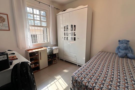 Casa à venda com 2 quartos, 200m² em Vila Cordeiro, São Paulo