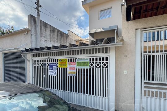 Fachada de casa à venda com 3 quartos, 195m² em Jardim Brasilia, São Bernardo do Campo