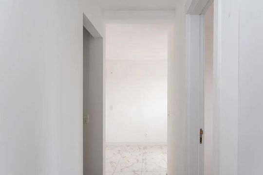 Corredor de apartamento para alugar com 2 quartos, 44m² em Centro, Canoas