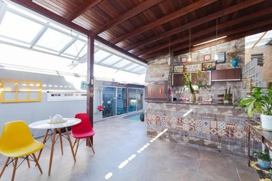 Casa à venda com 4 quartos, 184m² em Cavalhada, Porto Alegre