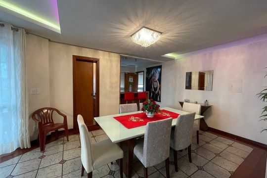 Apartamento à venda com 3 quartos, 194m² em Rio Branco, Novo Hamburgo