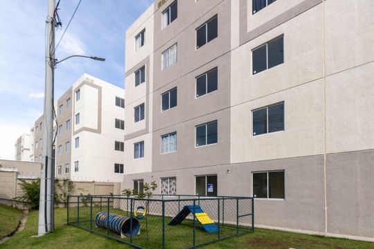 Fachada do Prédio de apartamento para alugar com 2 quartos, 40m² em Santa Cruz, Rio de Janeiro