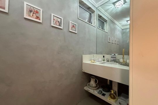 Lavabo de apartamento à venda com 4 quartos, 222m² em Copacabana, Rio de Janeiro
