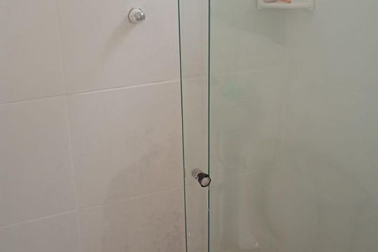 Banheiro  de apartamento para alugar com 2 quartos, 70m² em Vargem Pequena, Rio de Janeiro