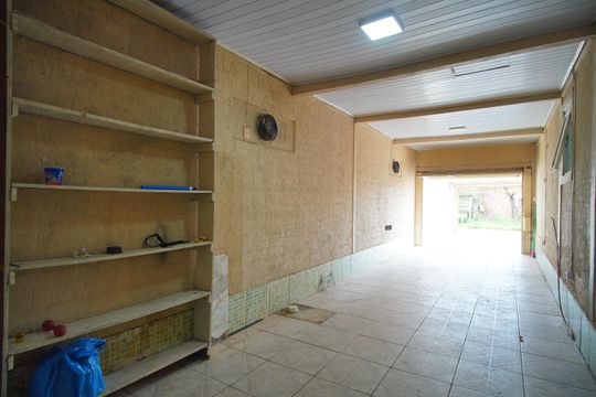 Garagem de casa à venda com 3 quartos, 140m² em Campina, São Leopoldo