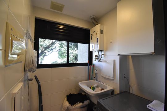Área de Serviço de apartamento para alugar com 2 quartos, 65m² em Cristo Rei, Curitiba
