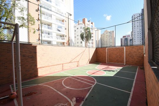 Área comum - Quadra Poliesportiva de apartamento para alugar com 2 quartos, 65m² em Cristo Rei, Curitiba