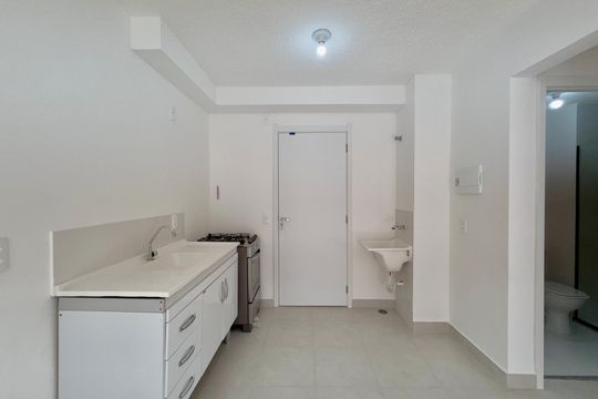 Cozinha de apartamento para alugar com 2 quartos, 35m² em Socorro, São Paulo