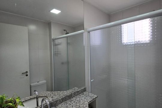 Banheiro Social de apartamento para alugar com 2 quartos, 80m² em Jardim Flor da Montanha, Guarulhos