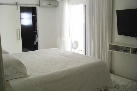 Casa de Condomínio à venda com 4 quartos, 470m² em Morumbi, São Paulo