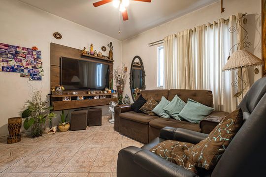 Sala de apartamento à venda com 2 quartos, 64m² em Alto de Pinheiros, São Paulo