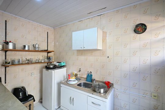 Cozinha da Edícula de casa para alugar com 3 quartos, 280m² em Parque Assuncao, Taboão da Serra