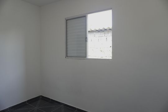 Casa de Condomínio para alugar com 2 quartos, 64m² em Guaianases, São Paulo