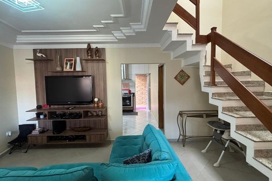 Sala de casa à venda com 3 quartos, 128m² em Santa Terezinha, Santo André