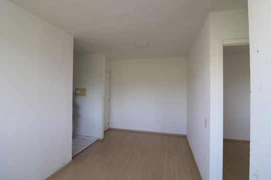 Sala de apartamento para alugar com 2 quartos, 41m² em Jardim Egle, São Paulo