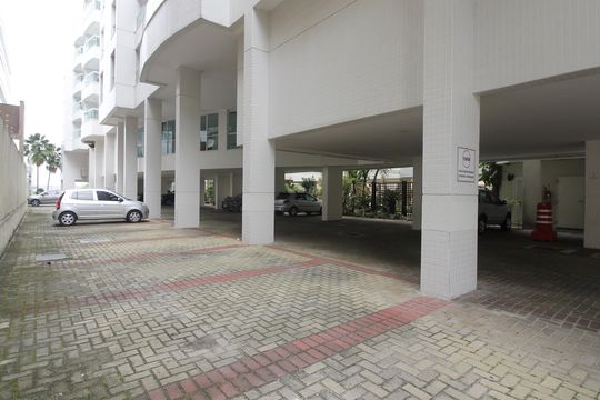 Apartamento para alugar com 1 quarto, 70m² em Algodoal, Cabo Frio