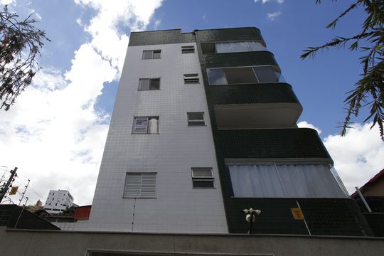Fachada de apartamento para alugar com 3 quartos, 92m² em Padre Eustáquio, Belo Horizonte