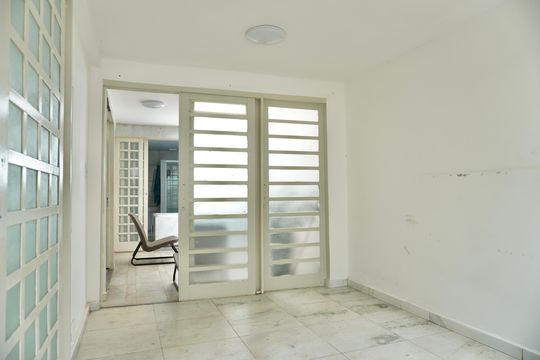 Quarto de Serviço de apartamento à venda com 2 quartos, 178m² em Funcionários, Belo Horizonte