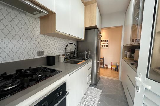 Cozinha de apartamento à venda com 2 quartos, 65m² em Alphaville Empresarial, Barueri