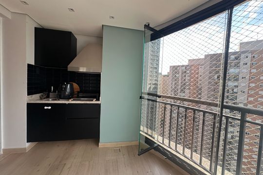 Varanda da Sala de apartamento à venda com 2 quartos, 65m² em Alphaville Empresarial, Barueri