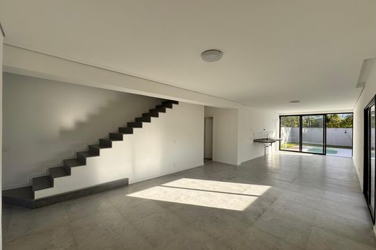 Apartamento à venda com 3 quartos, 255m² em Guaratiba, Rio de Janeiro