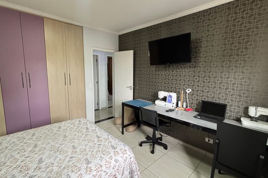 Quarto 1 de apartamento à venda com 3 quartos, 220m² em Parque Industriario, Santo André