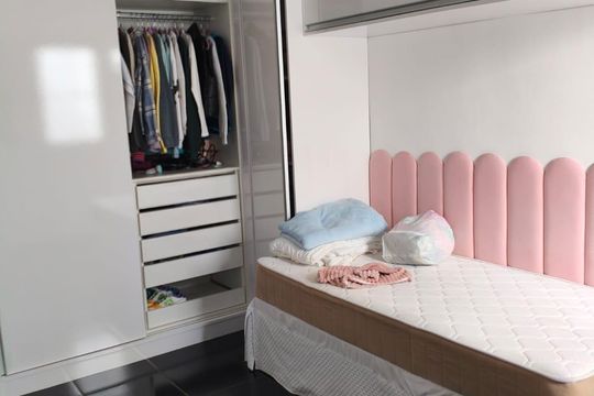 Quarto 2 de casa à venda com 2 quartos, 150m² em Jardim Caguassu, São Paulo