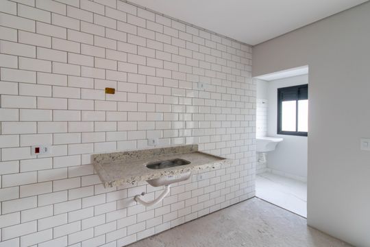 Cozinha de apartamento à venda com 2 quartos, 51m² em Jardim Vila Galvao, Guarulhos