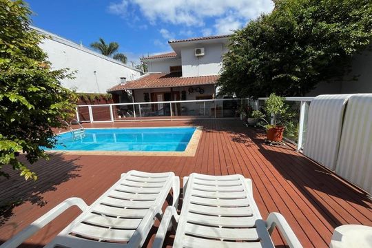 Área comum - Piscina de casa para alugar com 3 quartos, 197m² em Itaguaçu, Florianópolis
