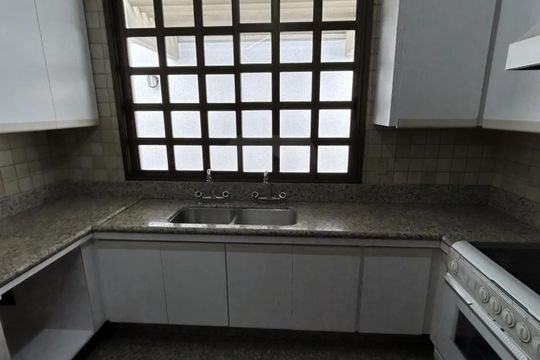 Cozinha de casa para alugar com 5 quartos, 379m² em Fundinho, Uberlândia