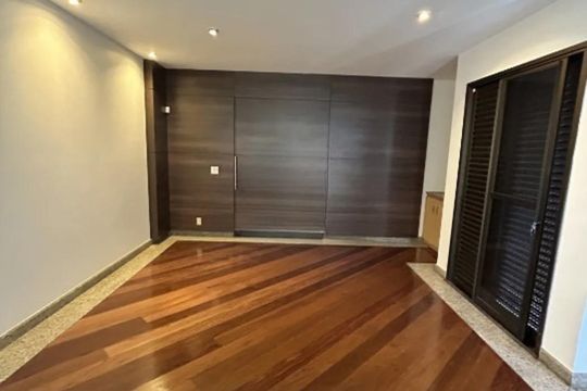 Sala de casa para alugar com 5 quartos, 379m² em Fundinho, Uberlândia