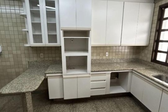 Cozinha de casa para alugar com 5 quartos, 379m² em Fundinho, Uberlândia