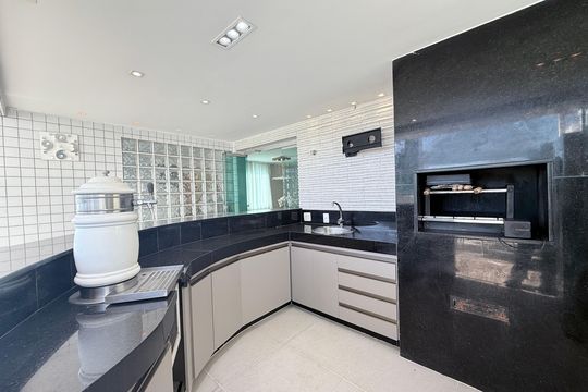Apartamento à venda com 4 quartos, 360m² em Castelo, Belo Horizonte