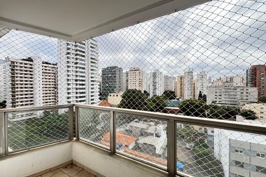 Varanda de apartamento à venda com 2 quartos, 70m² em Indianópolis, São Paulo