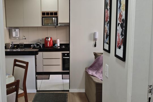 Cozinha de apartamento à venda com 2 quartos, 70m² em Boa Vista, Belo Horizonte