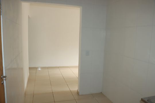 Área de serviço de casa de condomínio para alugar com 3 quartos, 77m² em Jardim Nova Coimbra, Cotia