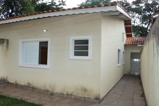 Área externa de casa de condomínio para alugar com 3 quartos, 77m² em Jardim Nova Coimbra, Cotia