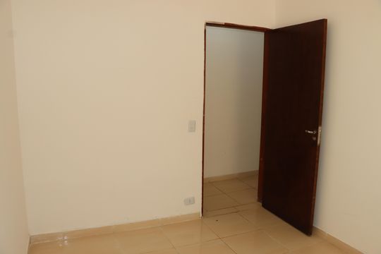 Quarto 2 de casa de condomínio para alugar com 3 quartos, 77m² em Jardim Nova Coimbra, Cotia
