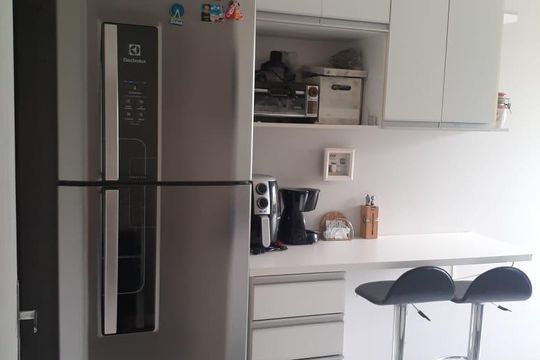 Cozinha de apartamento à venda com 2 quartos, 50m² em Jardim Myrian Moreira da Costa, Campinas