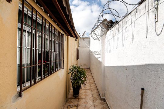 Corredor de casa à venda com 3 quartos, 125m² em Jardim Vila Formosa, São Paulo