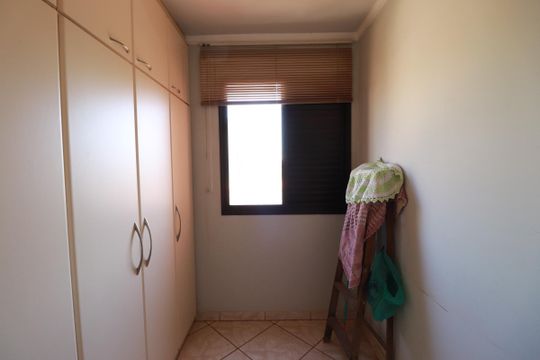 Quarto de serviço  de apartamento para alugar com 3 quartos, 133m² em Vila Seixas, Ribeirão Preto