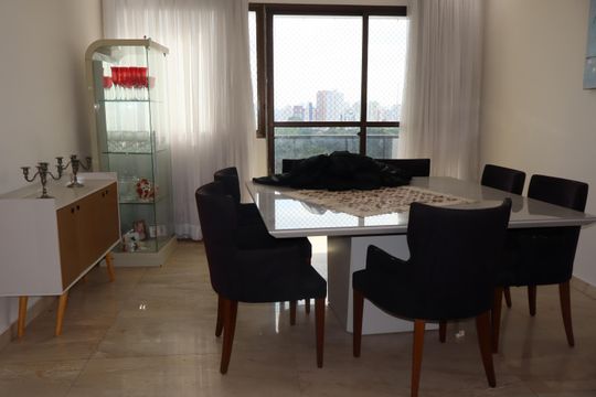 Sala de apartamento para alugar com 3 quartos, 137m² em Jardim Avelino, São Paulo