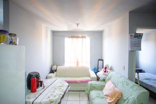 Sala de apartamento à venda com 2 quartos, 56m² em Casa Grande, Diadema